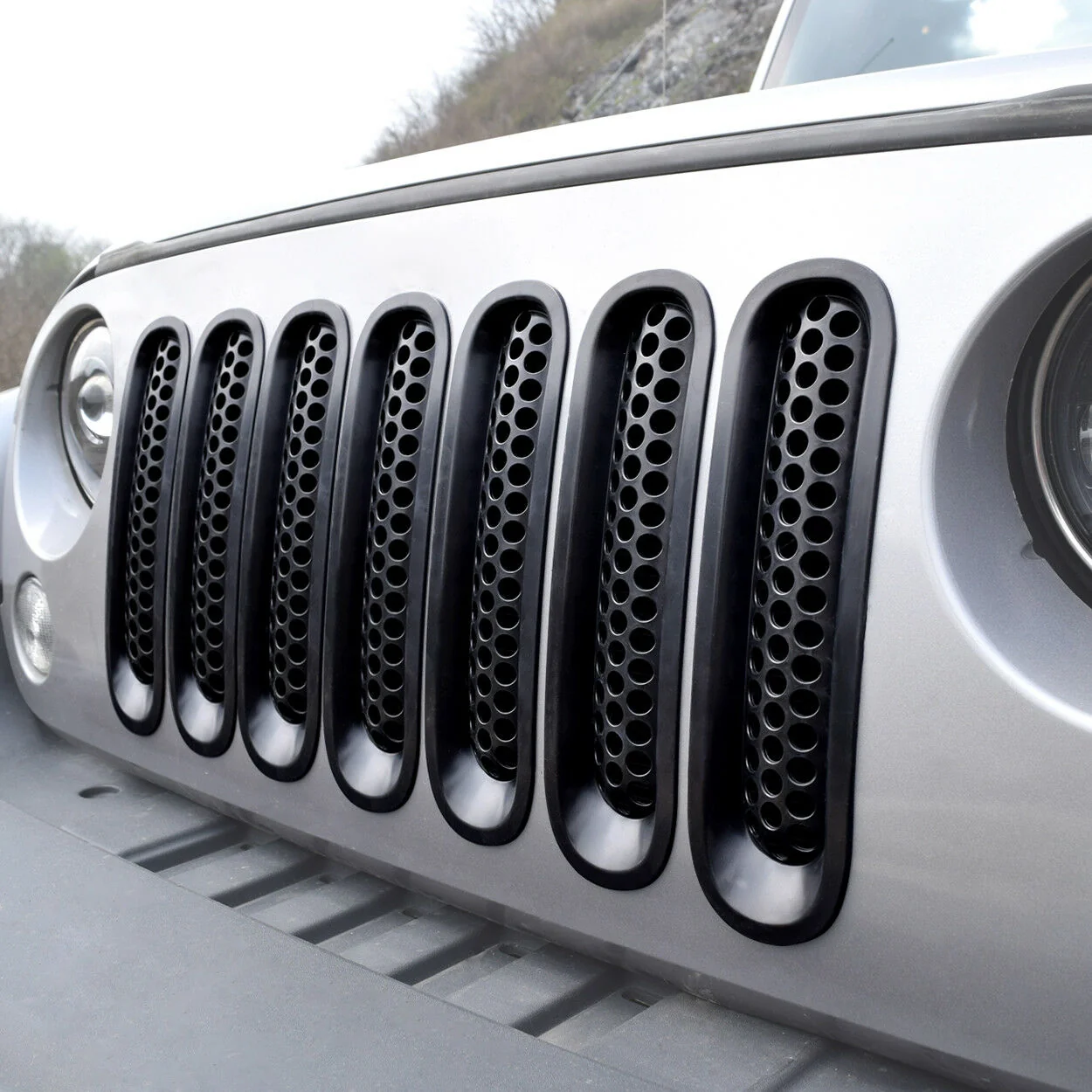 7PCS Front Bumper Mesh Grille Inserts Guards for Jeep Wrangler JK JKU 2007-2018 - Matte Black - Image 2