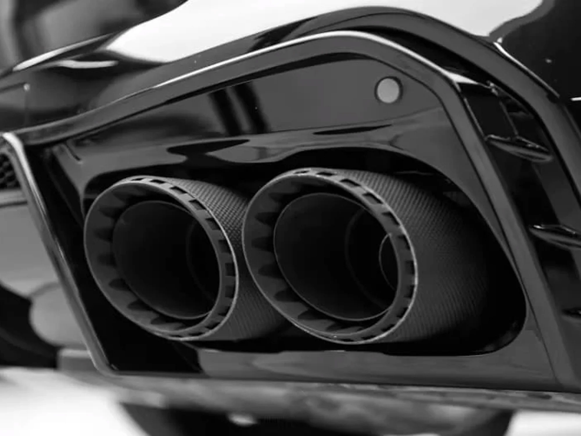 AK Style Carbon Fiber Exhaust Tips Muffler Pipe For BMW X5 G05 X6 G06 X7 G07 2019-2026 Pair - Image 4