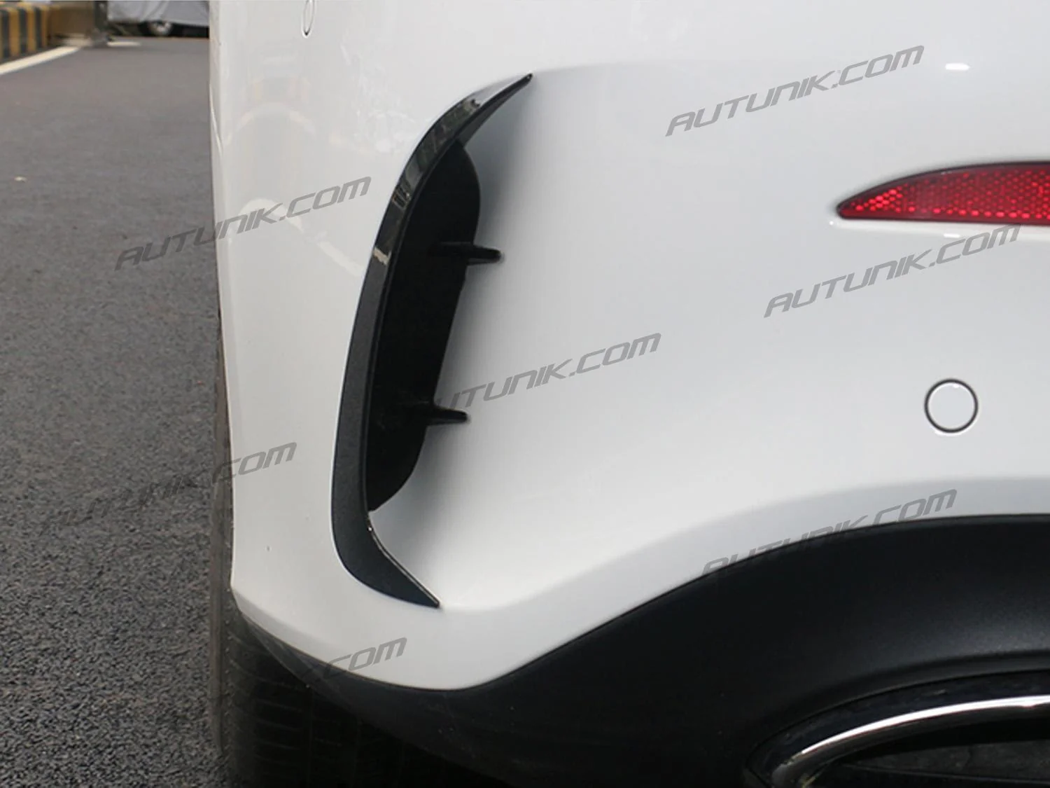 Glossy Black Rear Canards Air Vent Covers for Mercedes Benz W177 Sedan A200 A220 A35 AMG 2019-2024 pz4 - Image 4