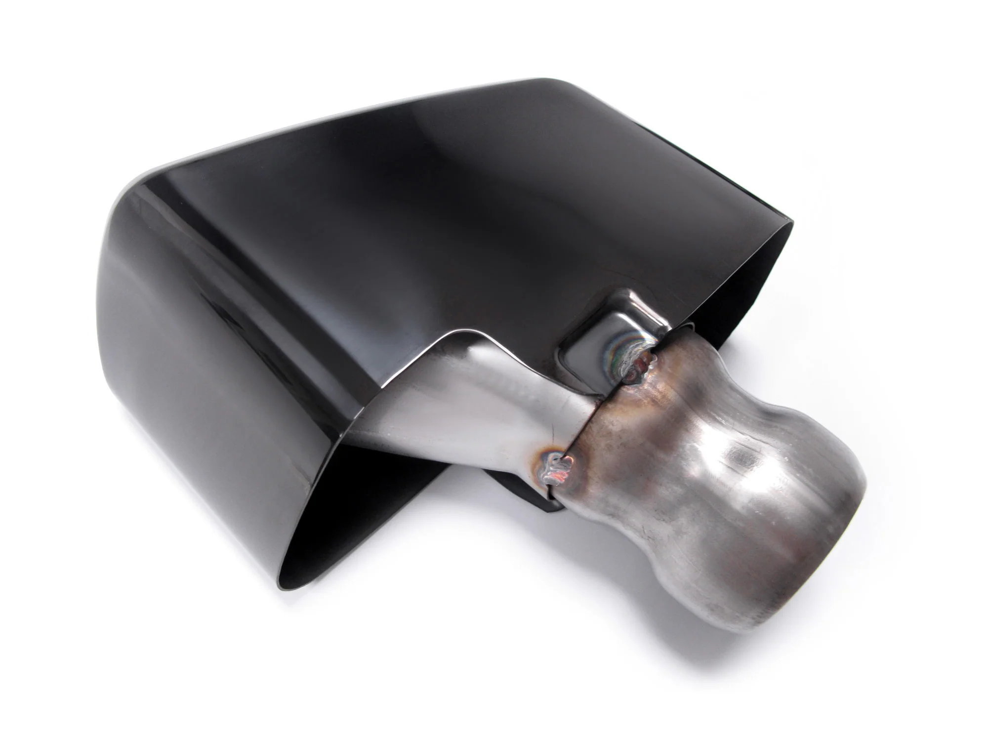 Chrome / Gloss Black Exhaust Tips for BMW G30 5 Series M-Sport Rear Bumper 2017–2023 - Image 9