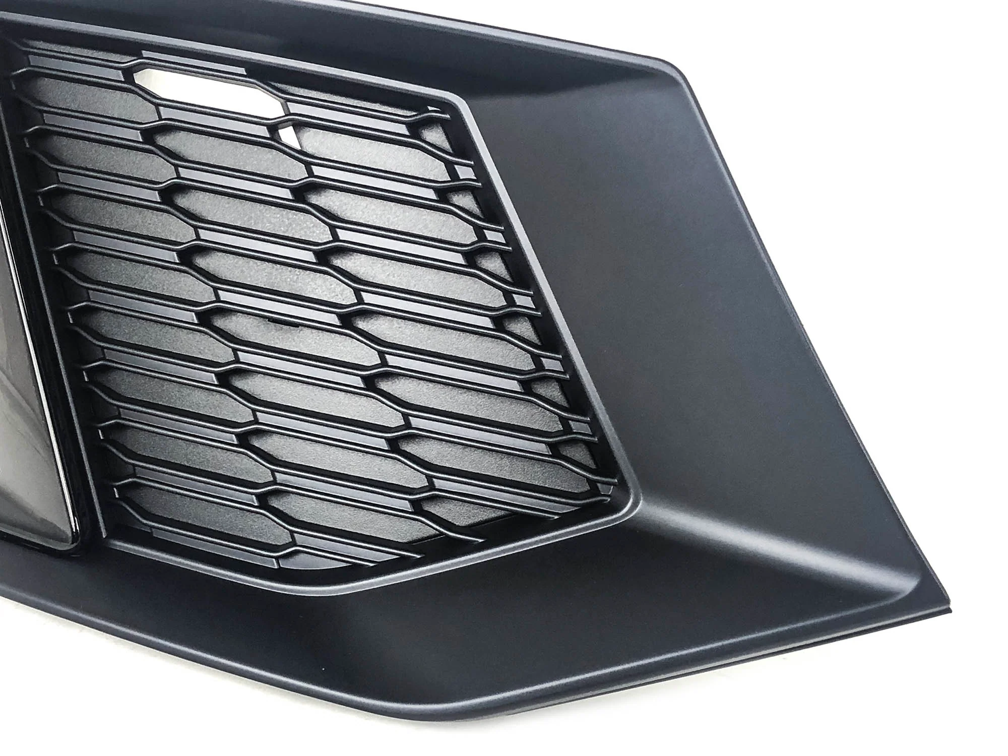 Front Bumper Fog Light Grille Cover Black For AUDI A7 C8 Sportback 2019-2025 - Image 8