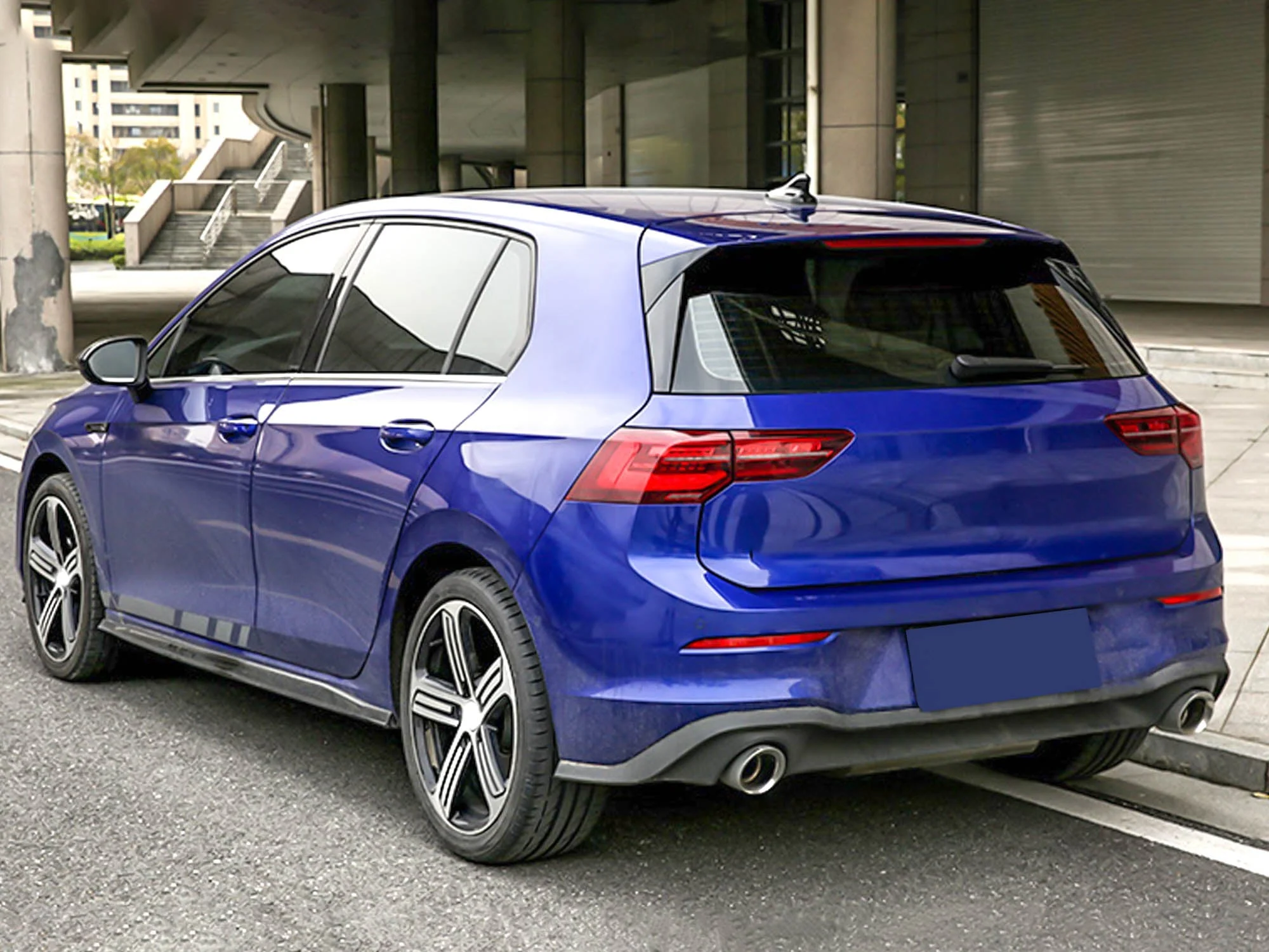 Gloss Black Rear Window Spoiler For VW Golf MK8 TSI TDI 2022-2024 - Image 15