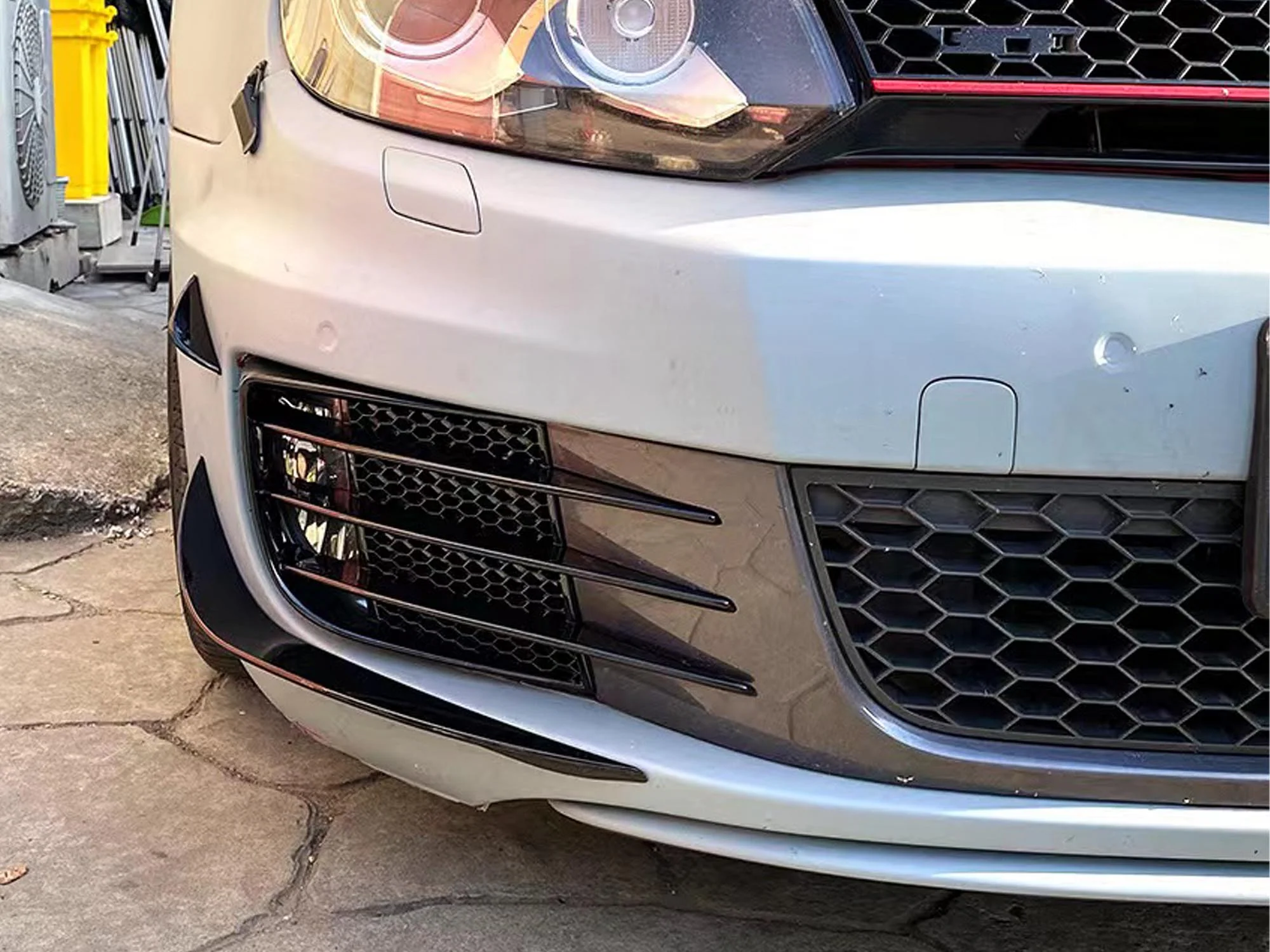 Glossy Black Front Bumper Canards Set for VW Golf MK6 GTI 2008-2012 - Image 4