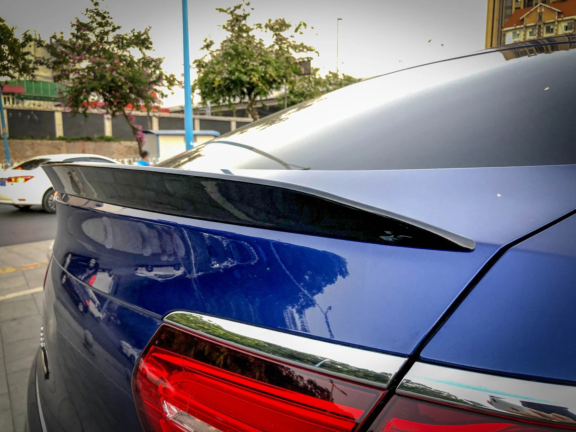 Gloss Black Rear Trunk Spoiler Wing For Mercedes GLC Coupe C253 GLC260 300 AMG 2016-2022 - Image 4