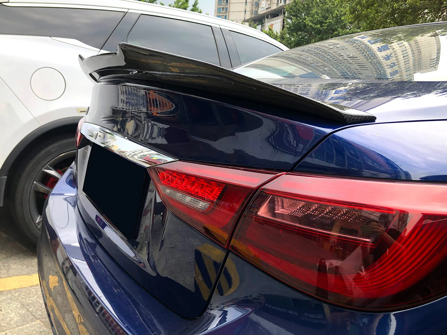 Highkick Carbon Fiber Rear Trunk Spoiler for Infiniti Q50 2014–2024 - Image 3