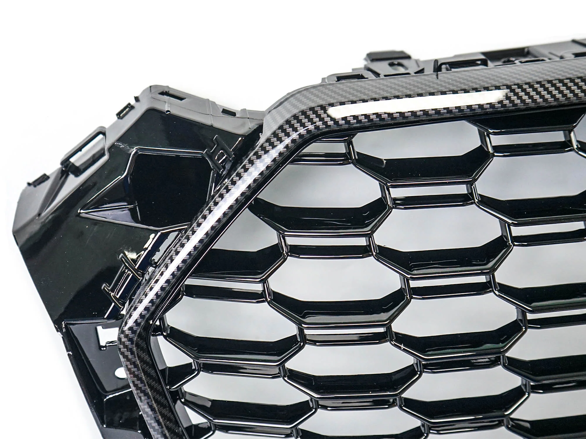 Carbon Look Honeycomb Front Bumper Grille for Audi A5 S5 B9 2017-2019 RS5 Style - Image 5