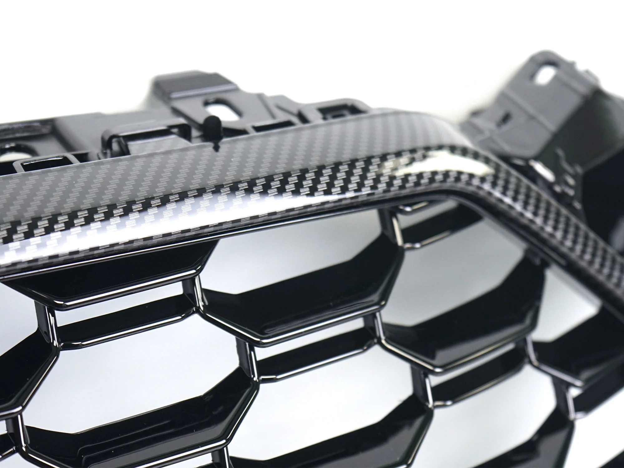 Carbon Look Honeycomb Front Bumper Grille for Audi A5 S5 B9 2017-2019 RS5 Style - Image 6