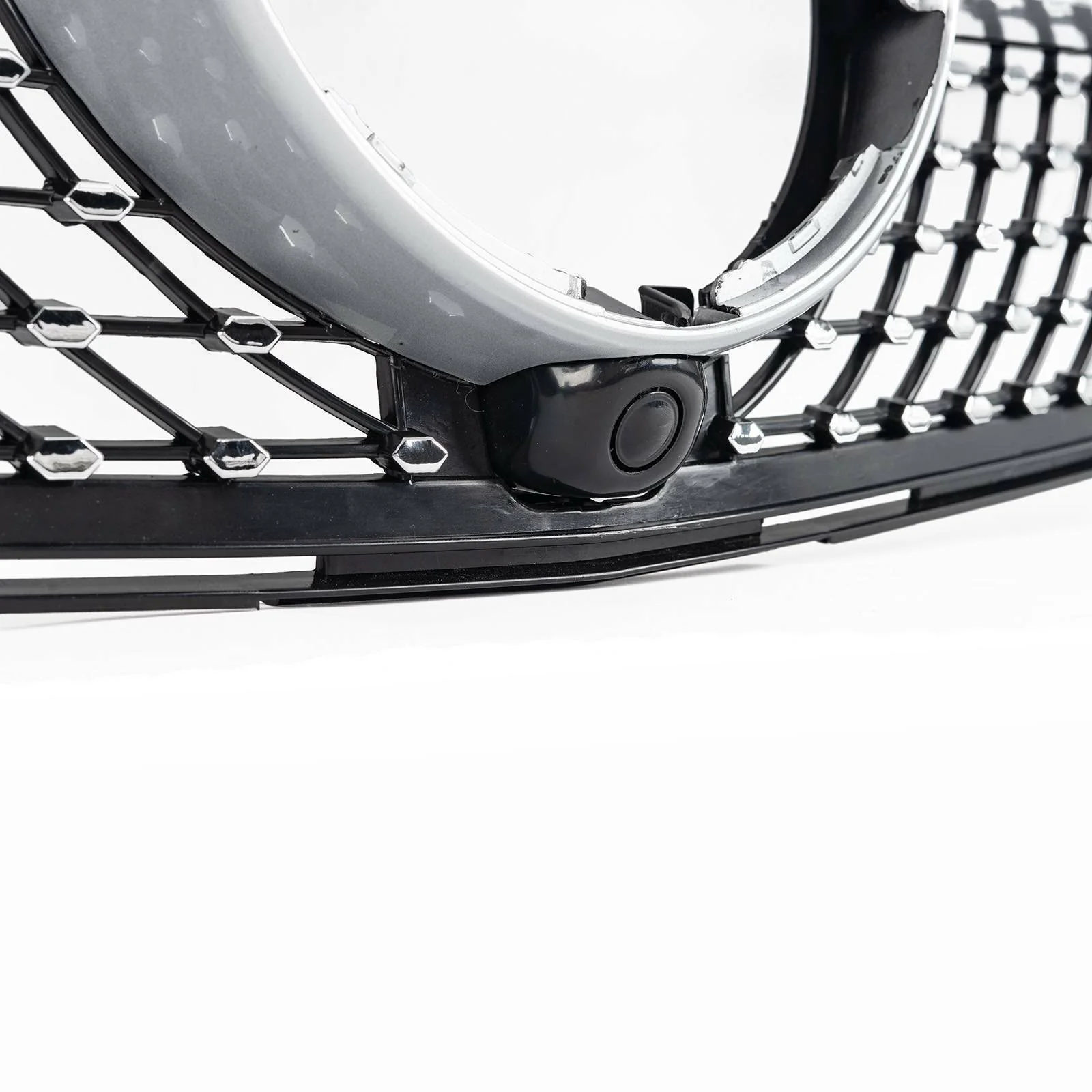 Chrome Diamond Front Grill For 2016-2019 Mercedes W166 GLE SUV - Image 4