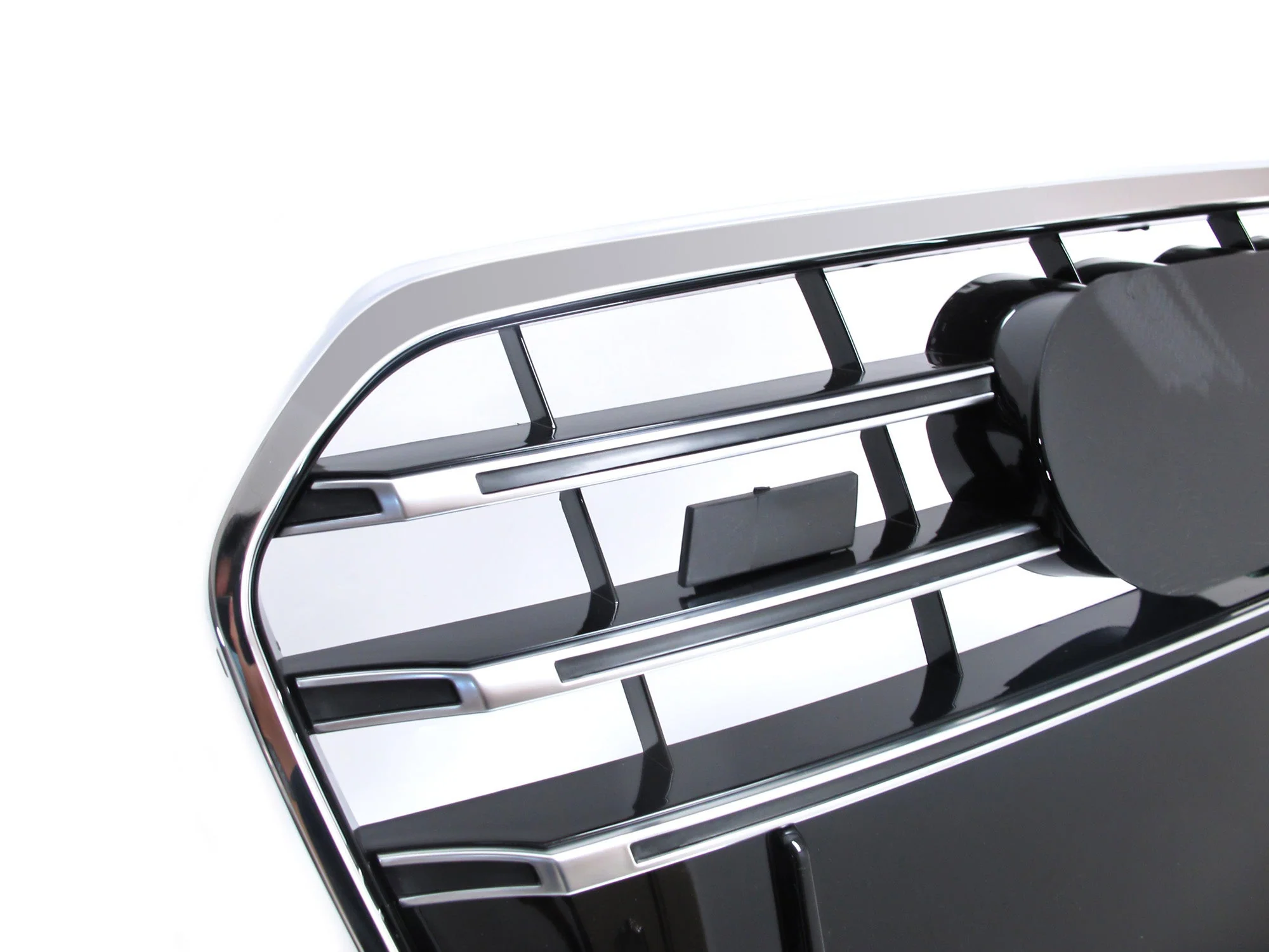 Chrome Front Bumper Grille for AUDI A6 C7 S6 2012-2015 - Image 7