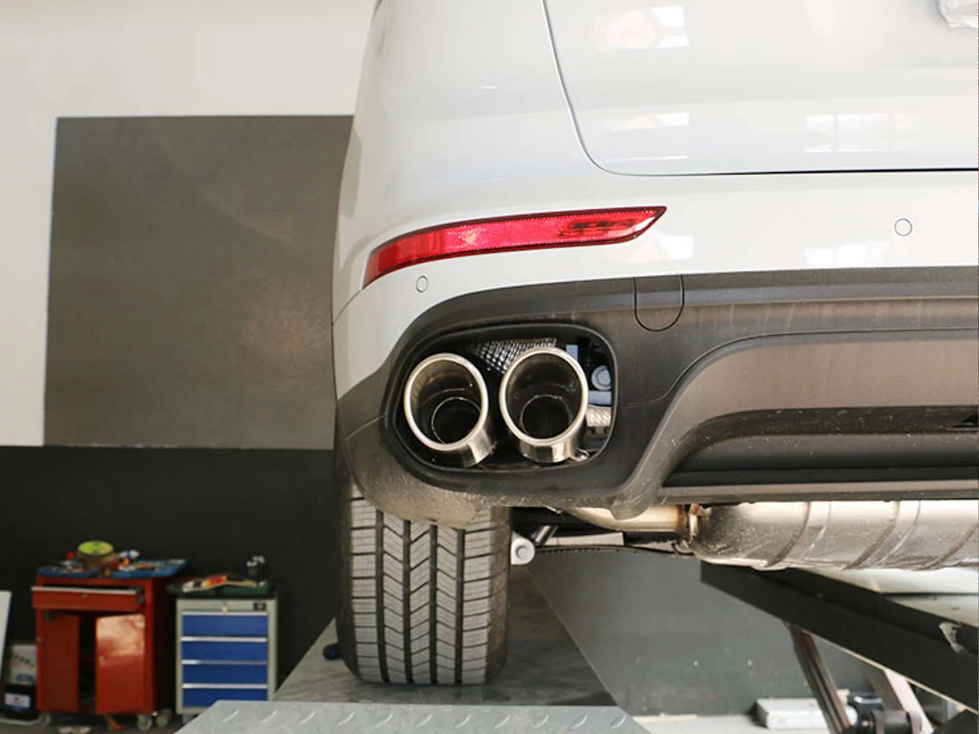 Shiny Silver Exhaust Tips Tailpipe For Porsche 958.2 Cayenne 92A 2015-2018 V6 V8 et97 - Image 4