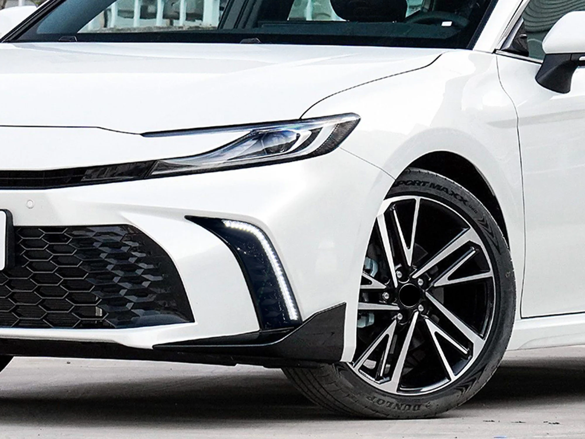 3 Colors Daytime Running Lamps DRL Fog Light Turn For 2025+ Toyota Camry SE XSE - Image 2