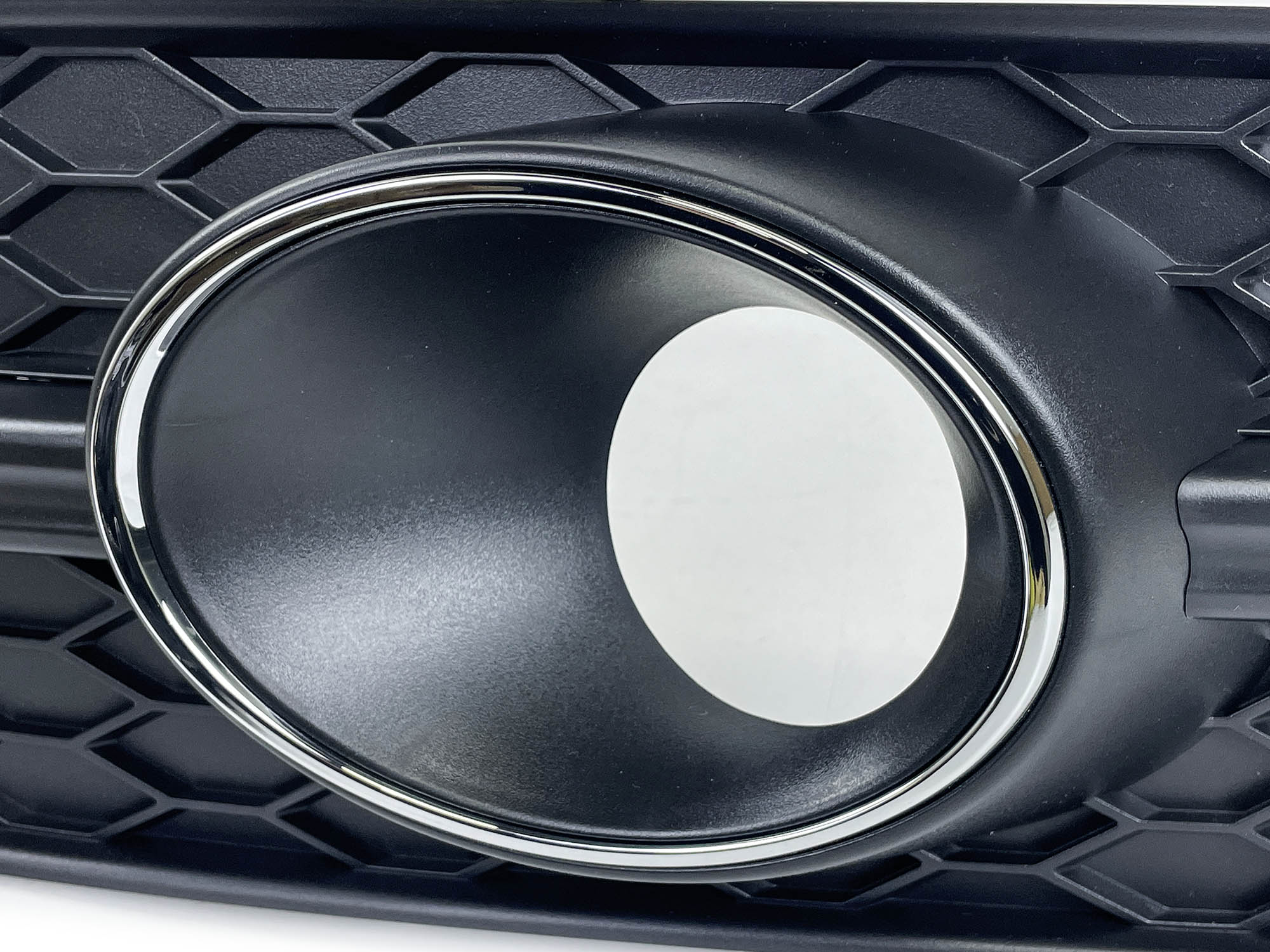 Left+Right Front Bumper Lower Fog Light Cover Grille for Audi A7 S-Line / S7 2012–2015 - Image 11