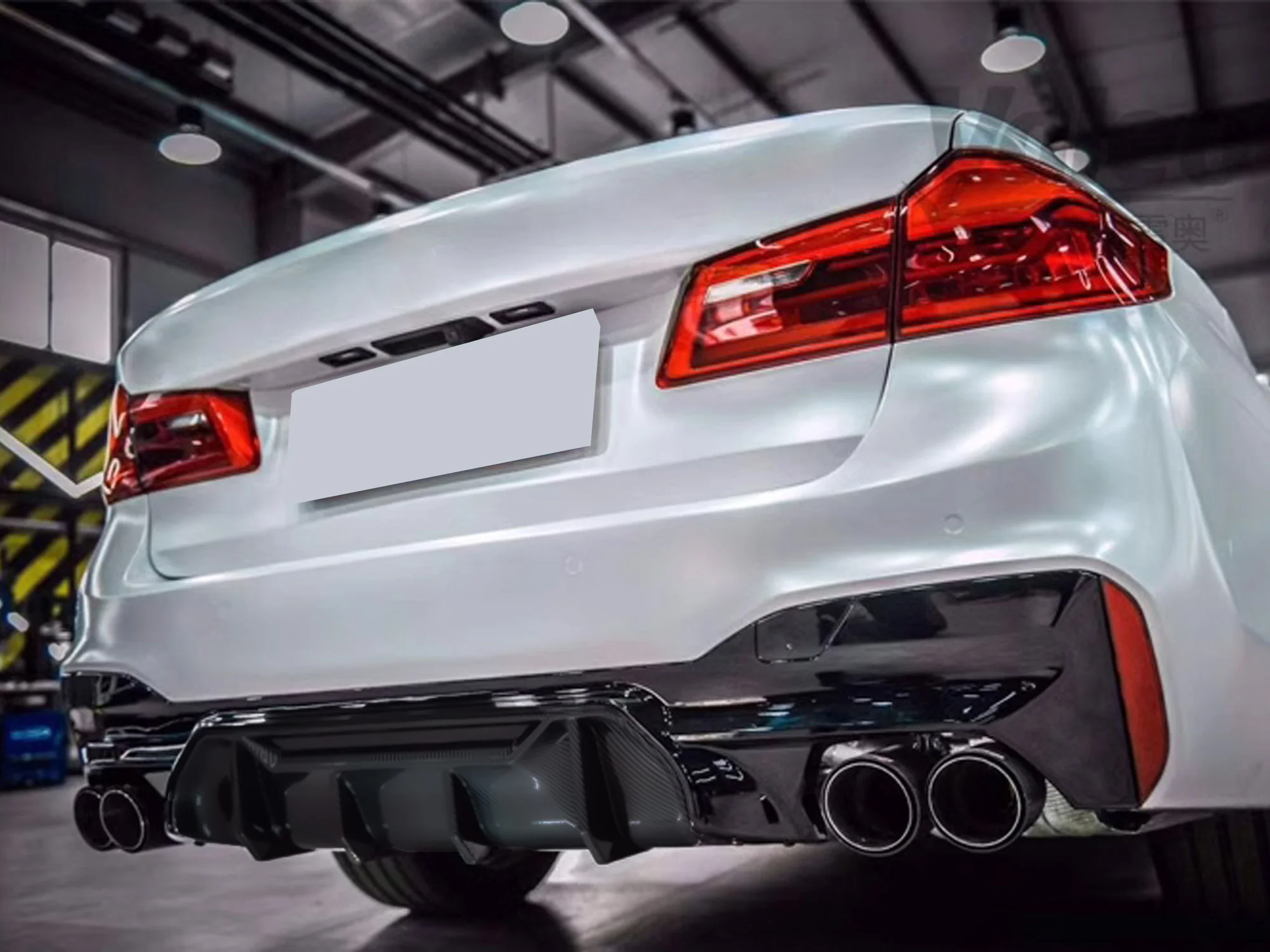 Gloss Black Muffler Exhaust Tips for BMW 5-Series G30 530i 540i M-Sport 2017–2024 - Image 2