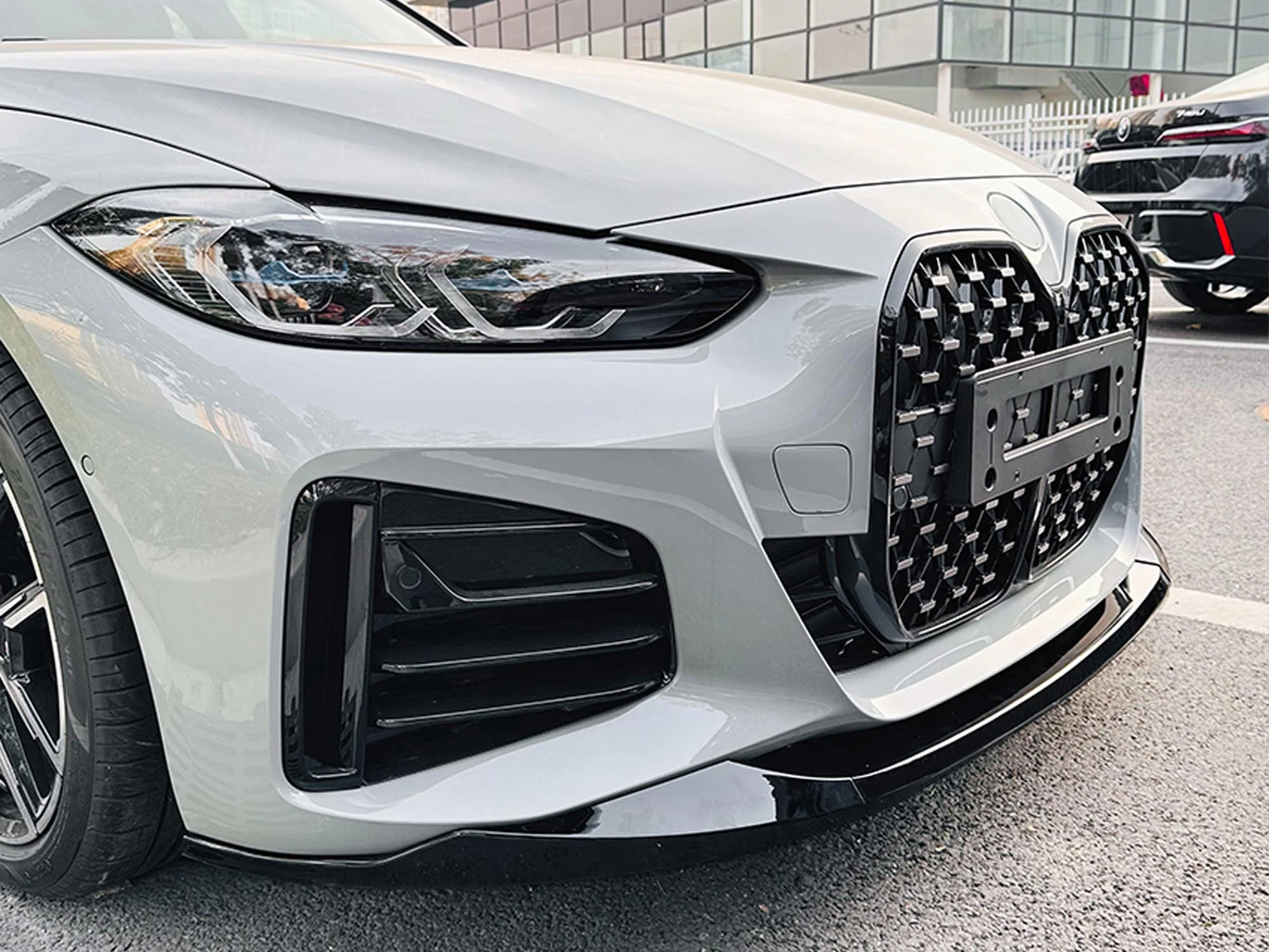 Gloss Black Front Lip Spoiler for BMW G26 4 Series Gran Coupe M Sport 2021-2026 - Image 3