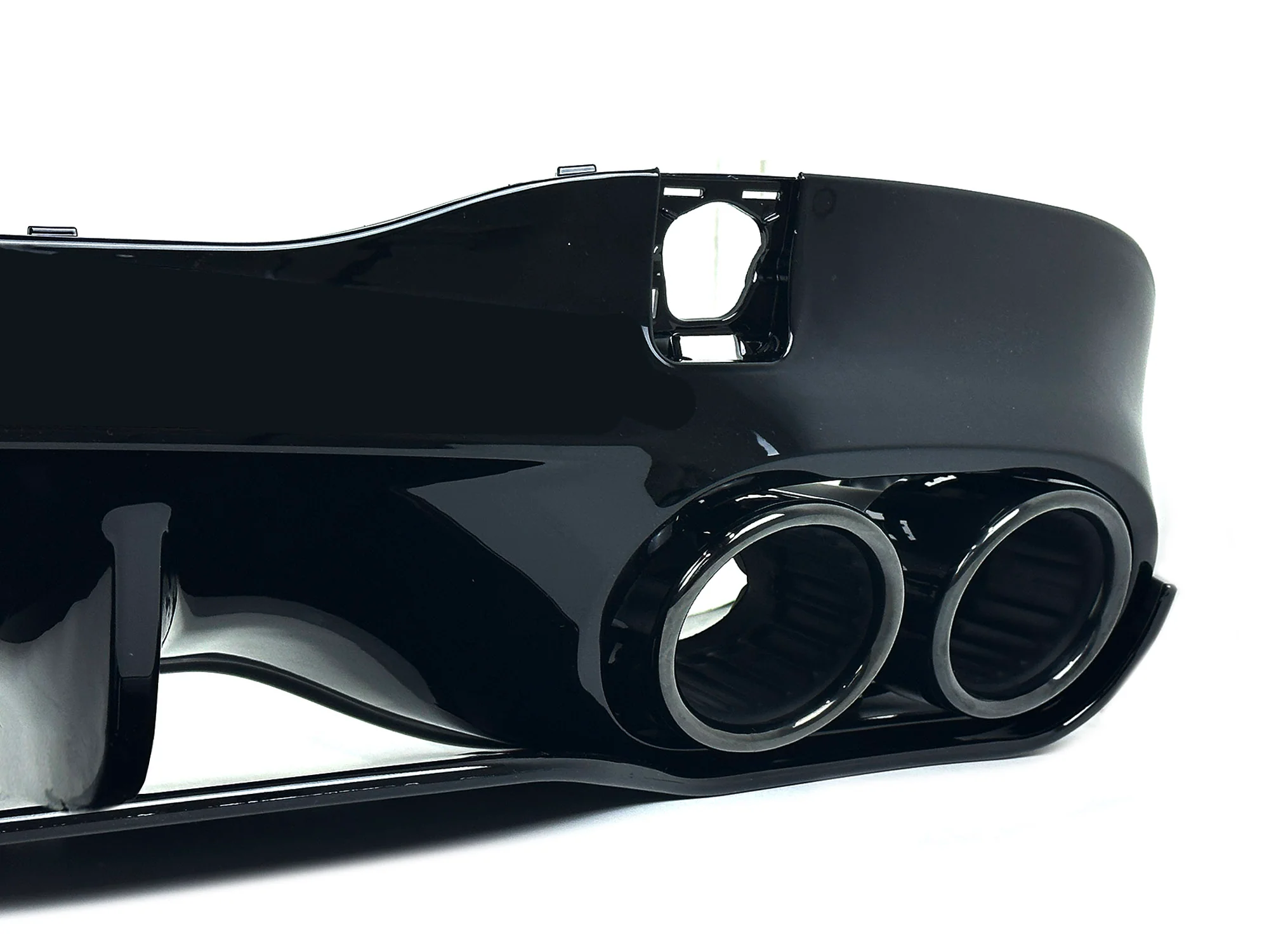 Gloss Black Rear Diffuser w/ Exhaust Tips For Mercedes CLA C118 CLA250 CLA35 CLA45 AMG 2020-2025 - Image 7