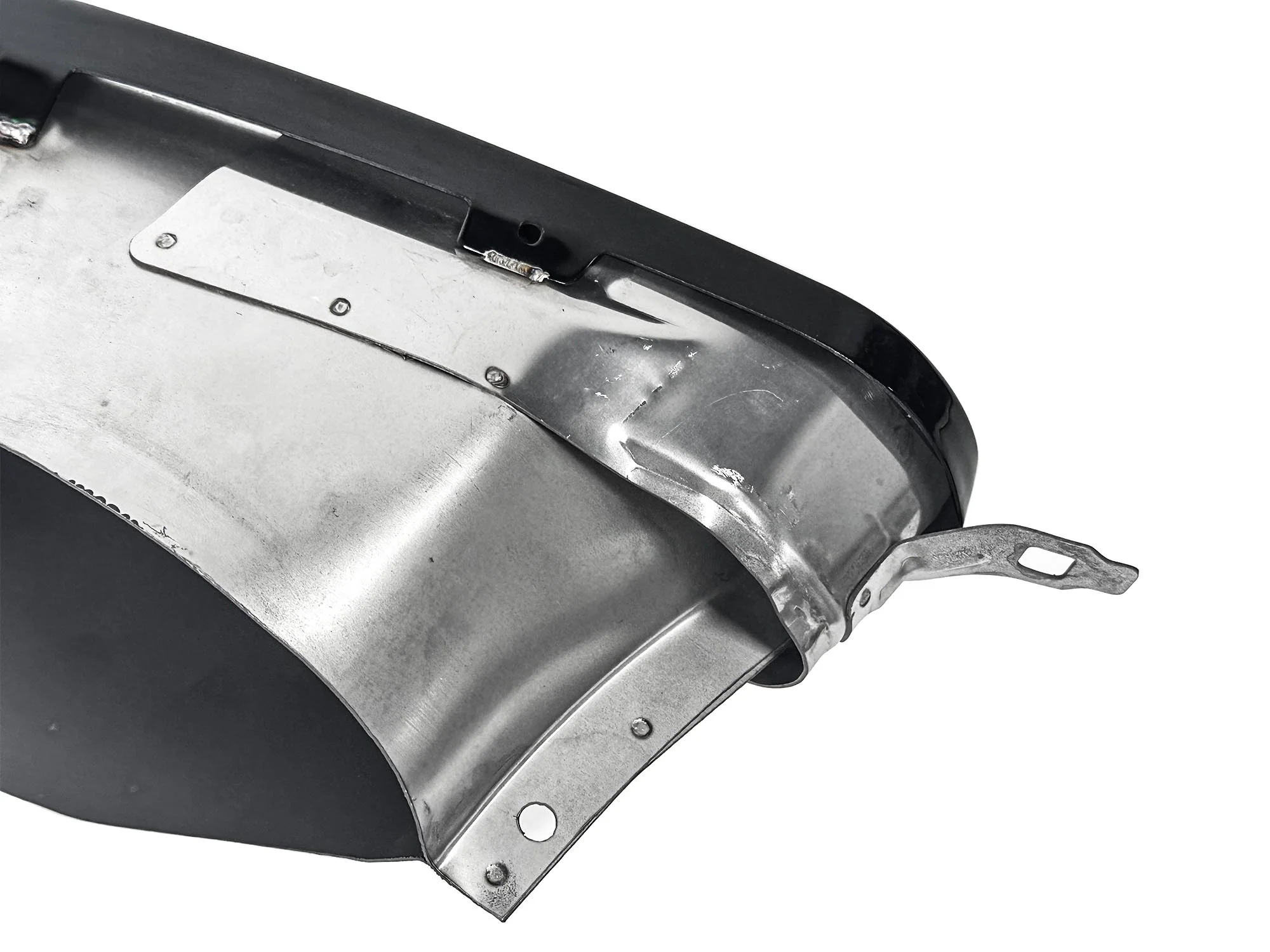 Gloss Black Rear Exhaust Tips for BMW 7 Series M Sport G11/G12 2016–2019 - Image 10