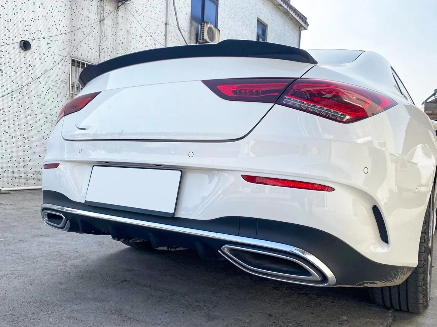 Gloss Black Rear Trunk Spoiler For 2020-2023 Mercedea CLA C118 W118 CLA250 CLA35 CLA45 sp68 - Image 3