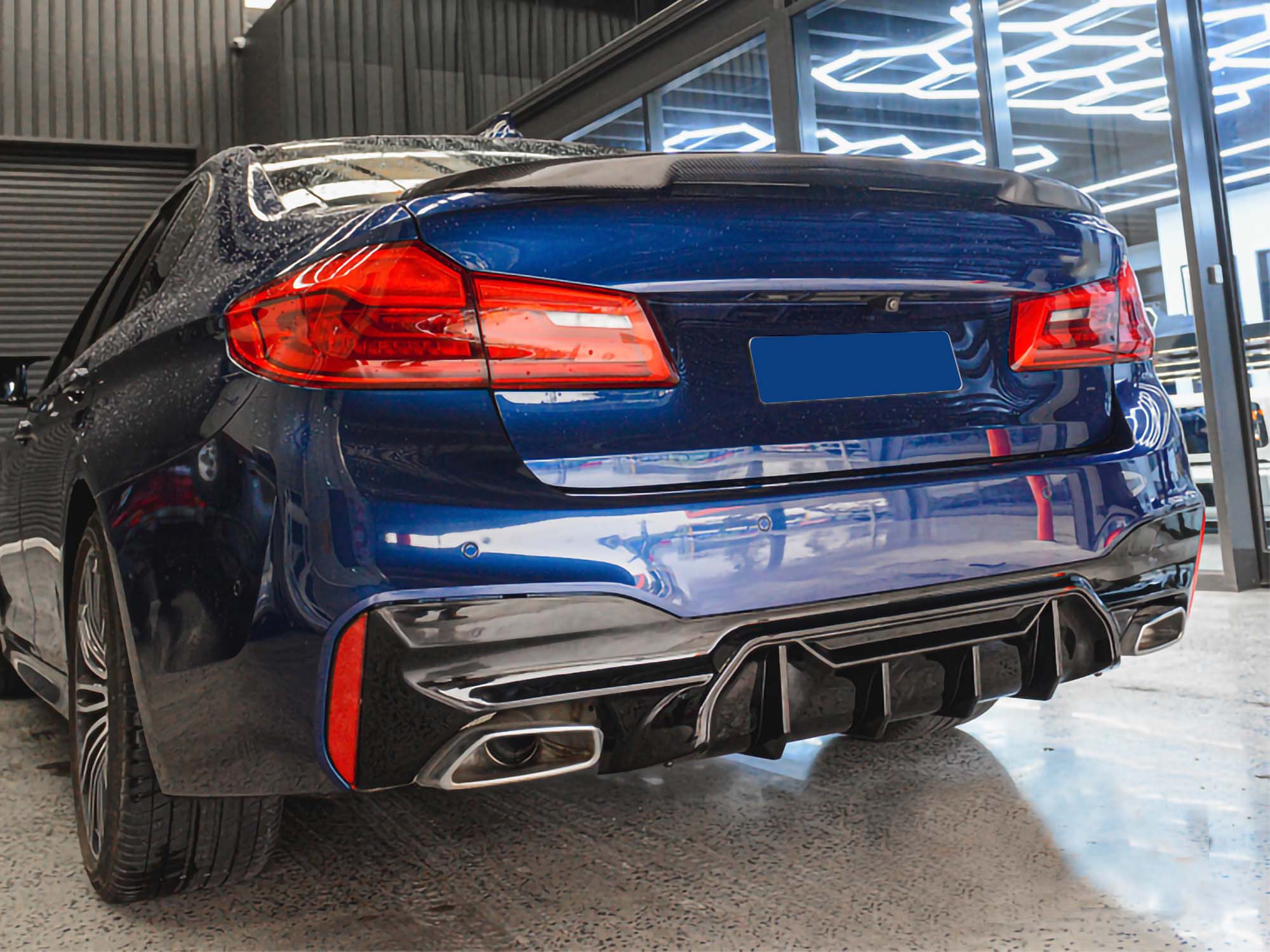 M Competition Style Gloss Black Rear Bumper Diffuser For BMW G30 5 Series M-Sport 2017-2023 - Image 4