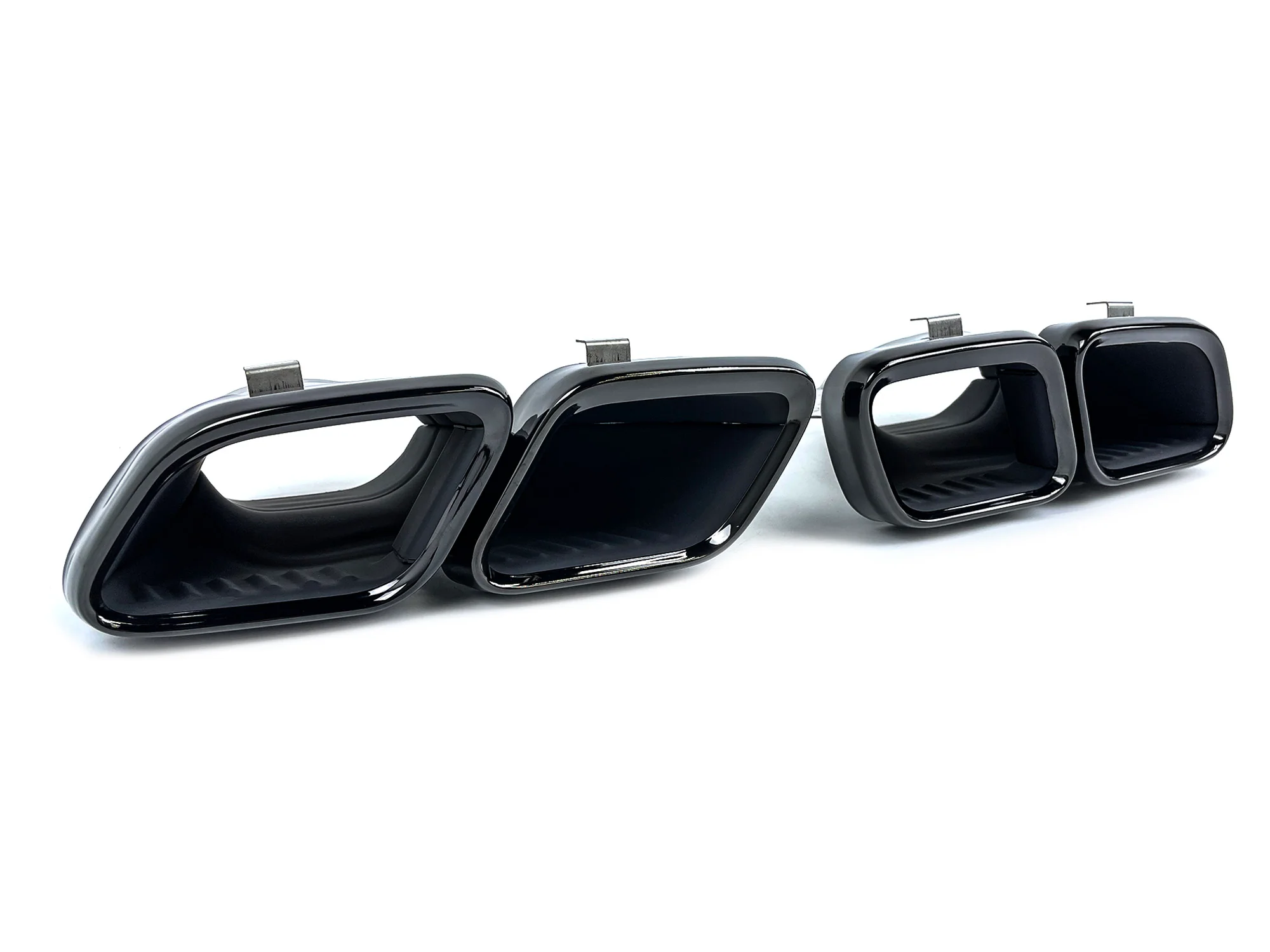 Gloss Black Rear Diffuser w/ Quad Exhaust Tips For 2015-2018 Mercedes CLS CLS400 CLS450 CLS500 CLS550 AMG Bumper Only - Image 10