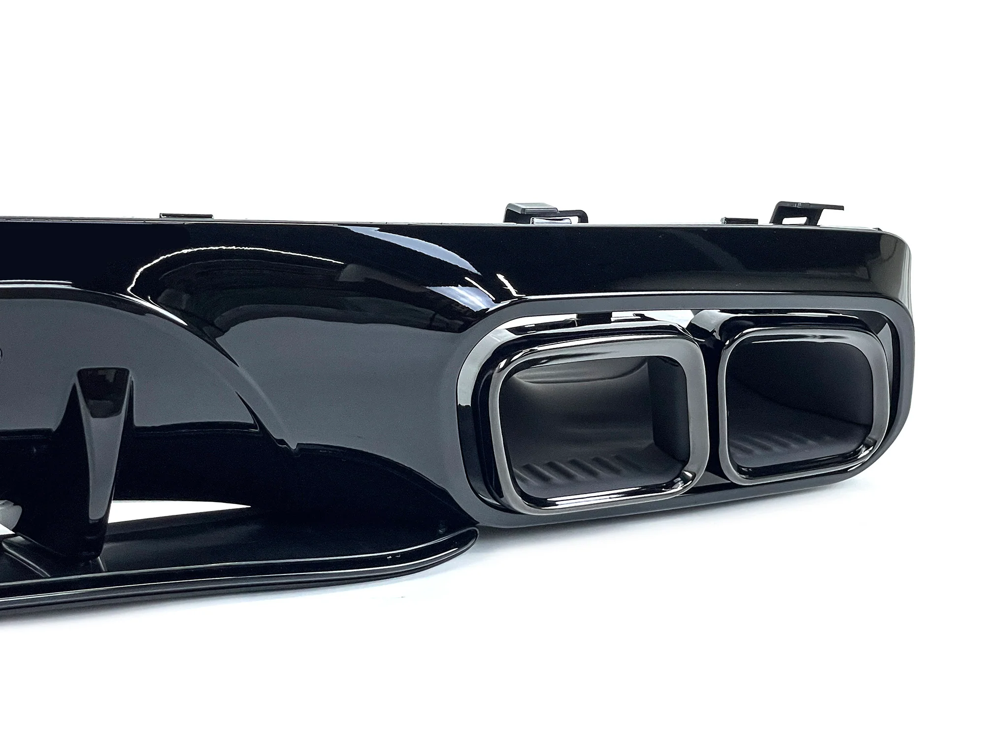 Gloss Black Rear Diffuser w/ Quad Exhaust Tips For 2015-2018 Mercedes CLS CLS400 CLS450 CLS500 CLS550 AMG Bumper Only - Image 8