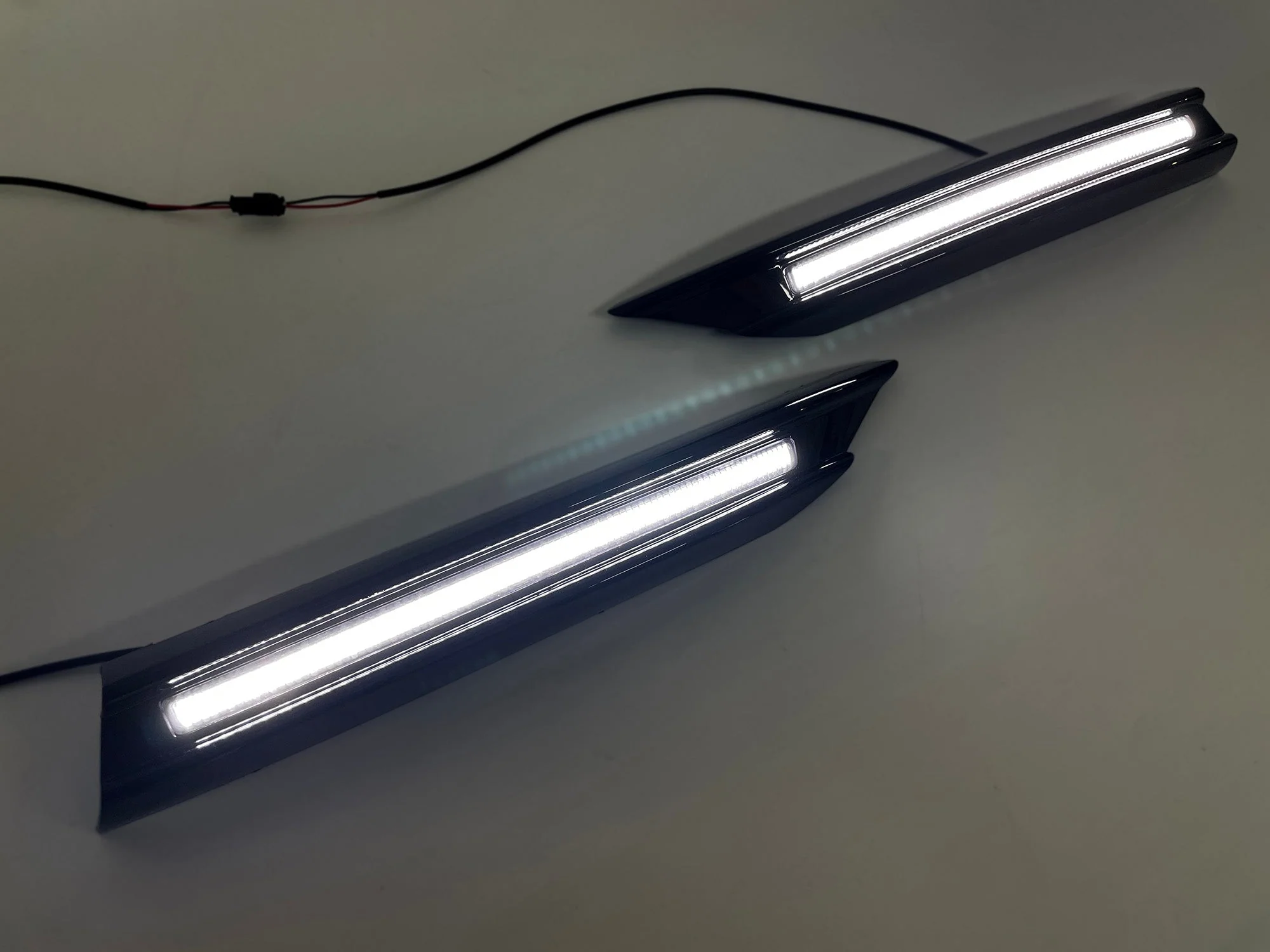 LED DRL Fog Lights for 2022–2025 Mercedes W206 C200 C300 AMG Line Sedan - Image 7