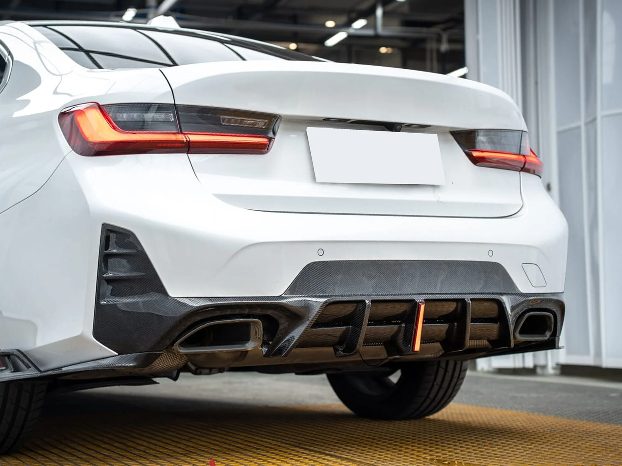 Black Square Exhaust Tips Replacement for BMW M240i M340i M440i M440d - Image 3