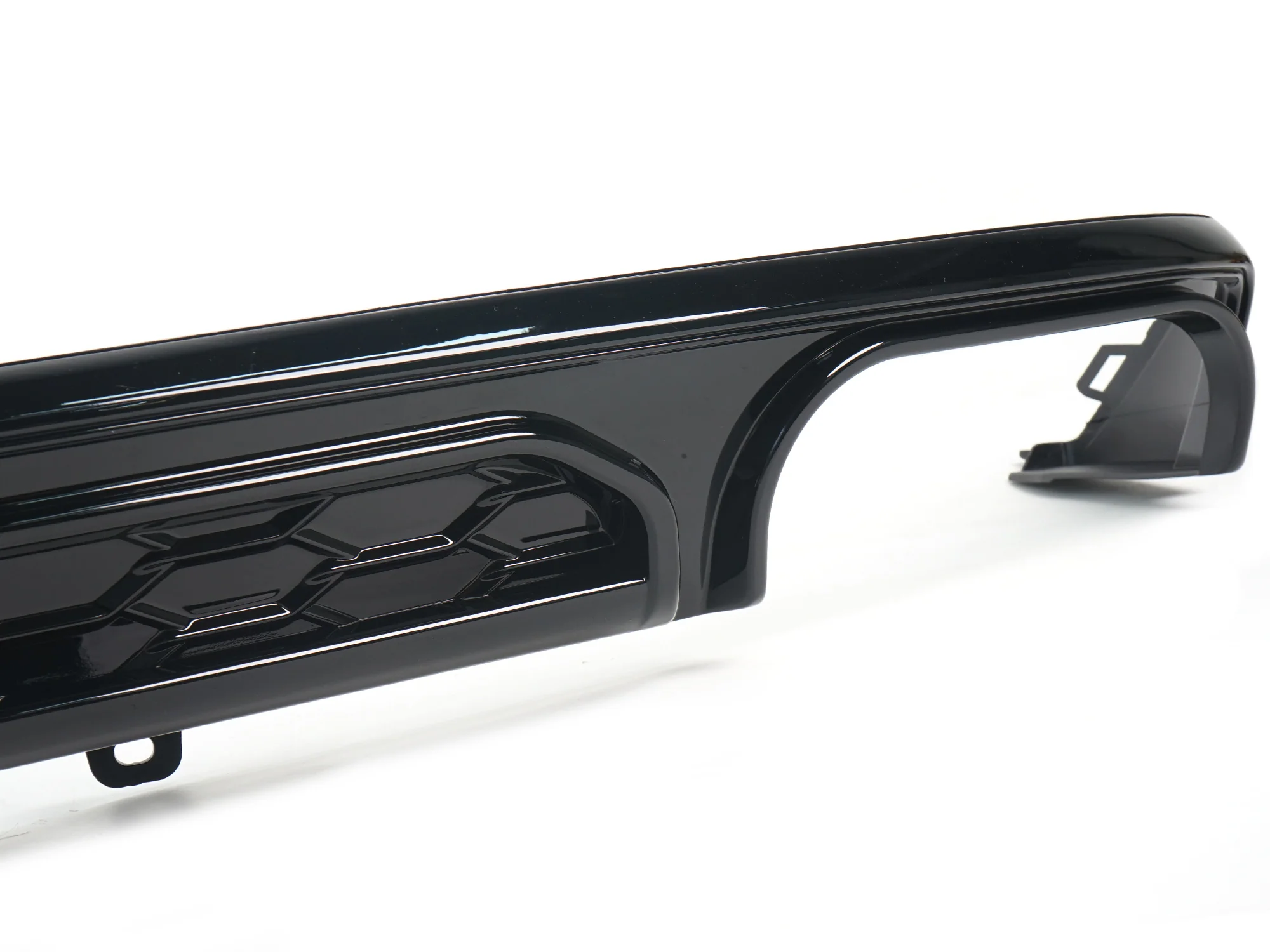 Rear Bumper Diffuser + Exhaust Tips for Audi A6 C8 NON-Sline Base Trim 2019-2025 - Image 9