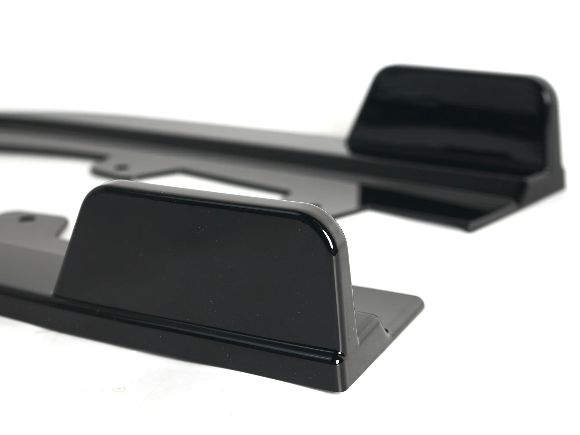Gloss Black Rear Splitters Side Bumper Canards for BMW 4 Series G22 G23 M Sport 2022-2024 - Image 10