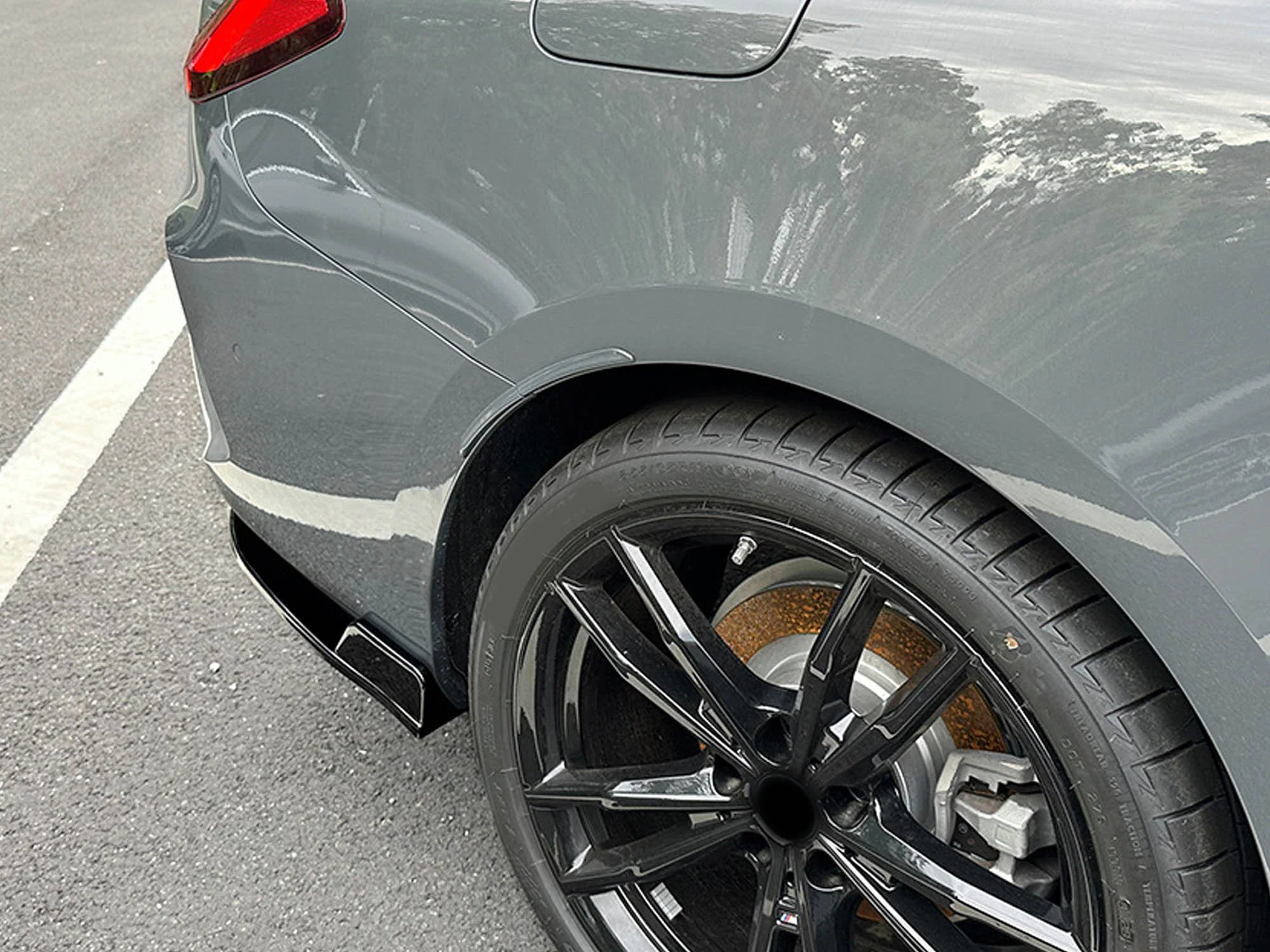 Gloss Black Rear Splitters Side Bumper Canards for BMW 4 Series G22 G23 M Sport 2022-2024 - Image 3