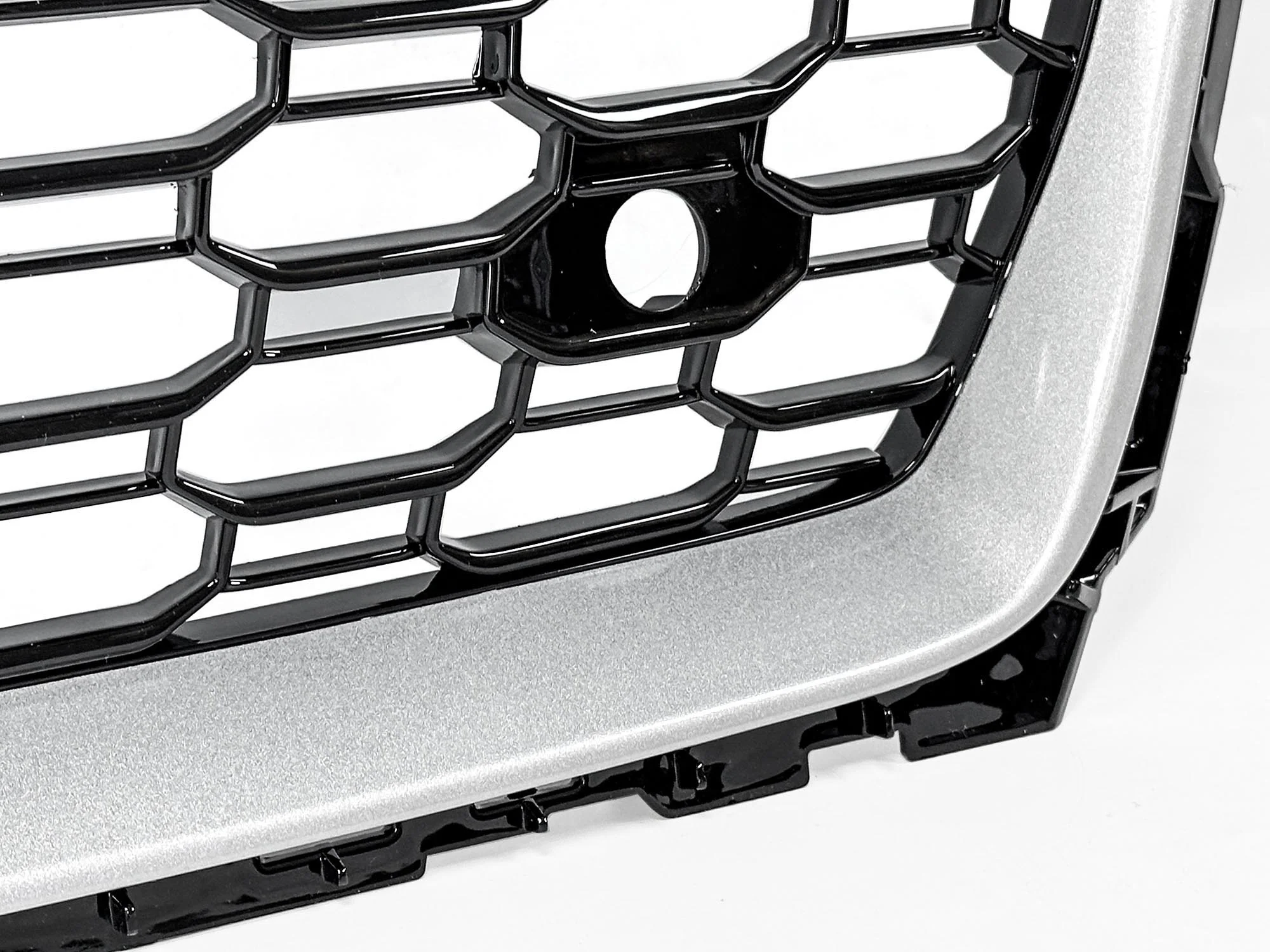 RS5 Style Honeycomb Front Mesh Grille Chrome for Audi A5 S5 B9 2017 2018 2019 - Image 10