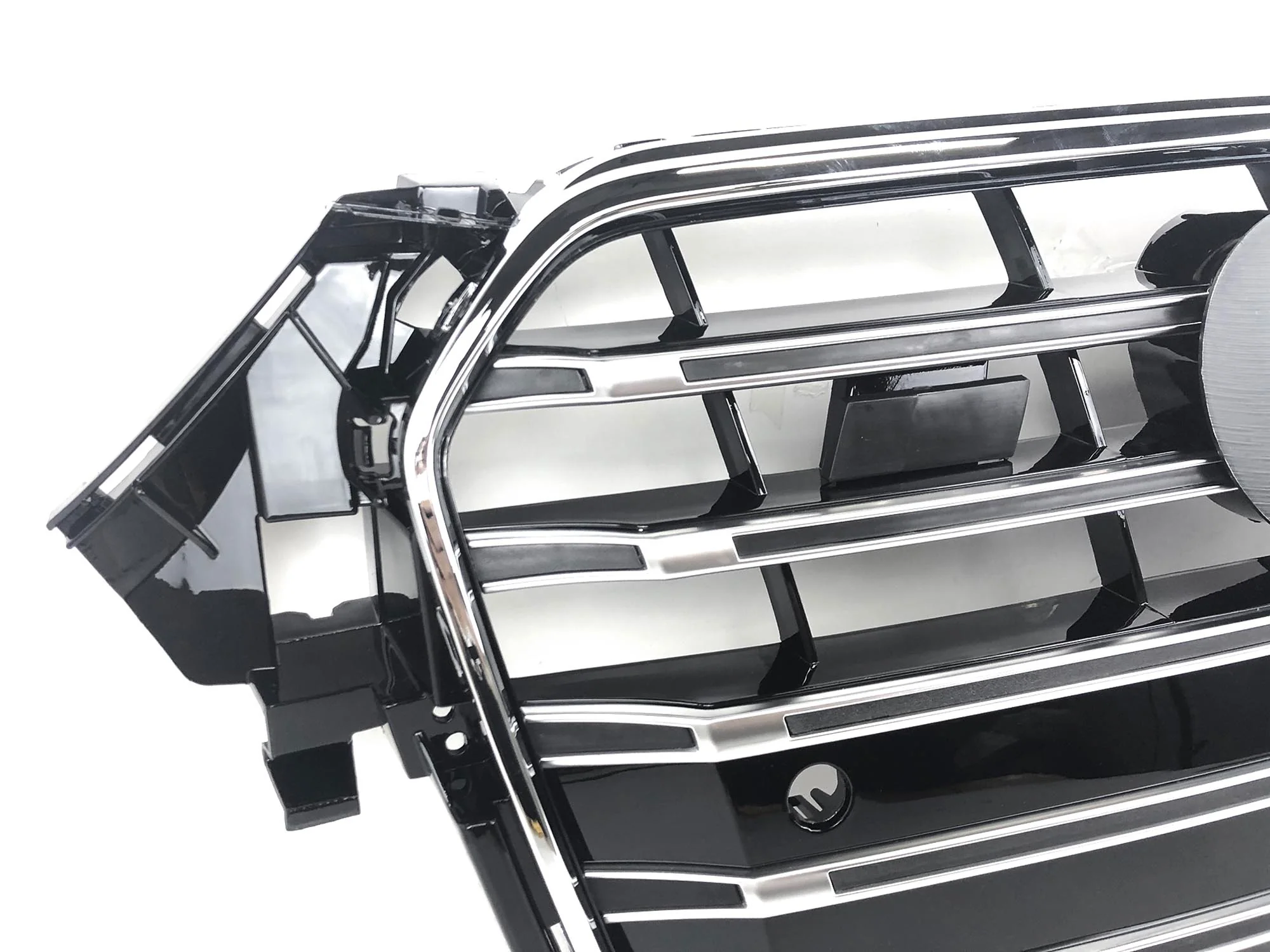 S4 Style Chrome Front Bumper Grille for Audi A4 S4 B8.5 2013-2016 - Image 9