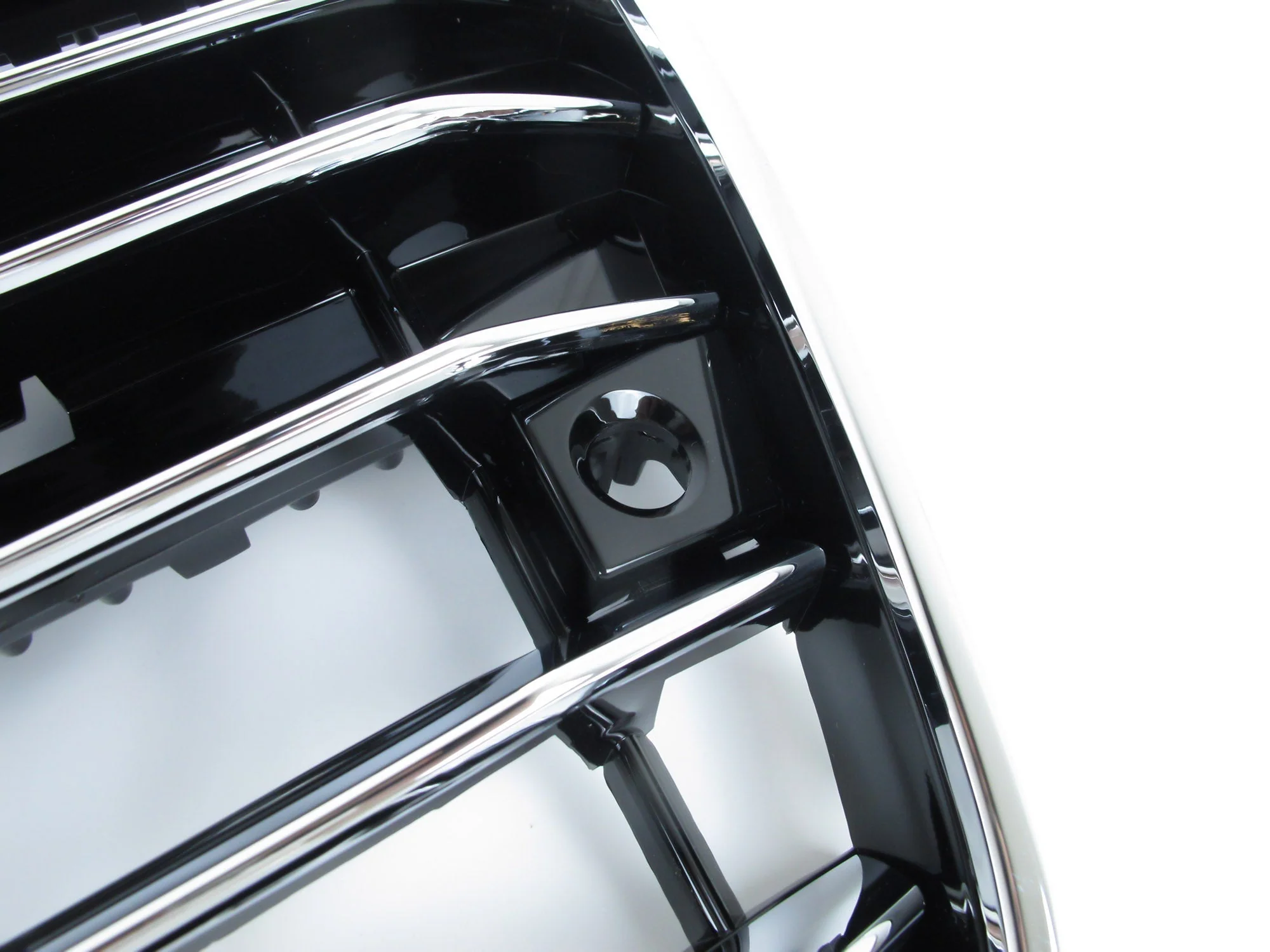 Chrome Front Bumper Grille Replace for AUDI A8 D4 2011-2014 - Image 7