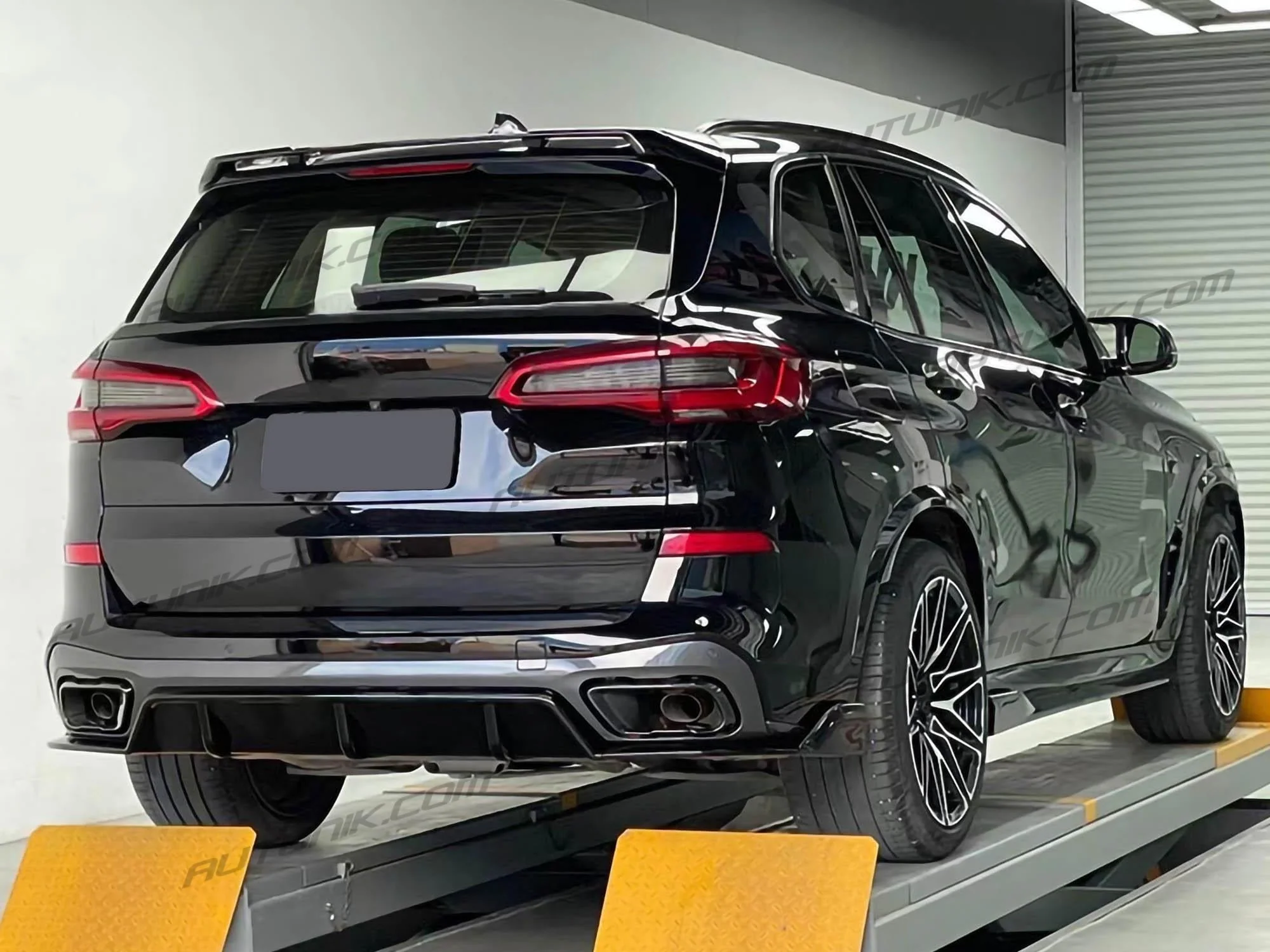 Gloss Black Rear Bumper Diffuser W/Corner Extension For BMW X5 G05 M Sport 2019-2025 - Image 3