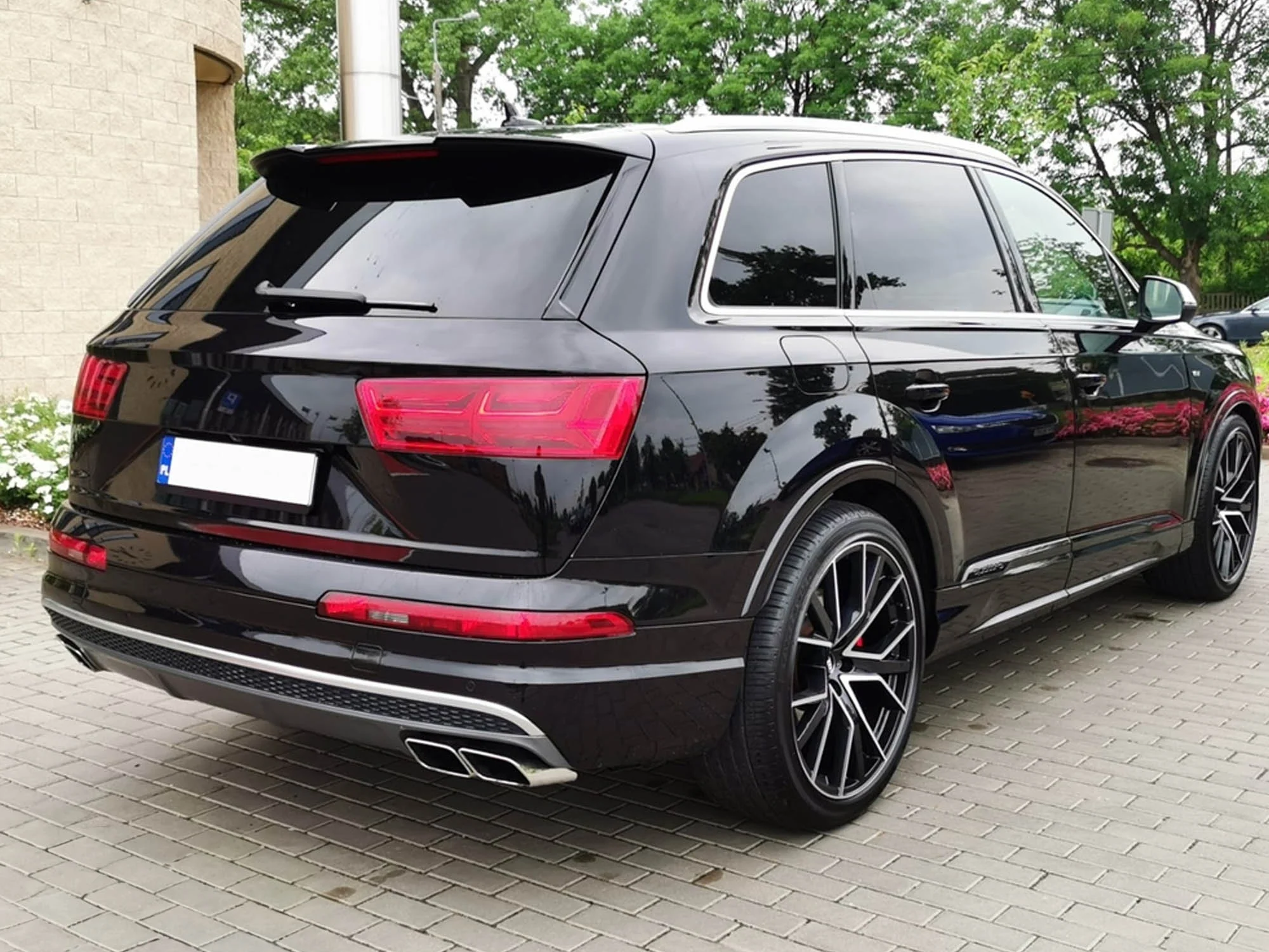 Chrome Square Exhaust Tips for Audi Q7 3.0L Gasoline 2016–2019 | 55mm Inlet - Image 2