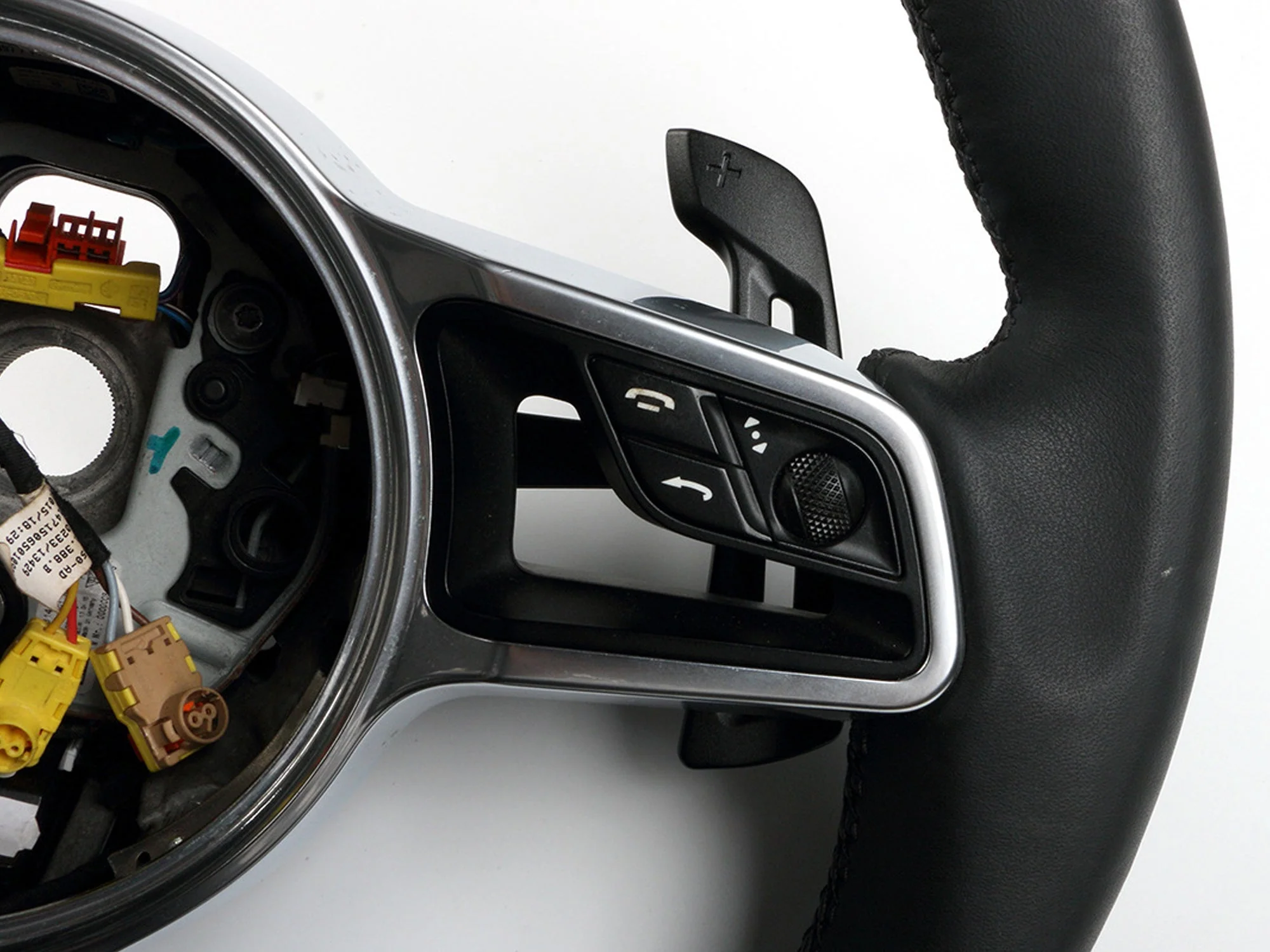 Black Magnetic Paddle Shifter For Porsche 992 GT3 / Panamera 971.2 / Macan S GTS Turbo 95B.2 / Cayenne 9Y0 2024-2026 - Image 4